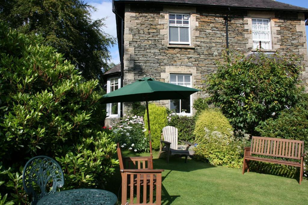 Ivythwaite Lodge Guest House Windermere Extérieur photo